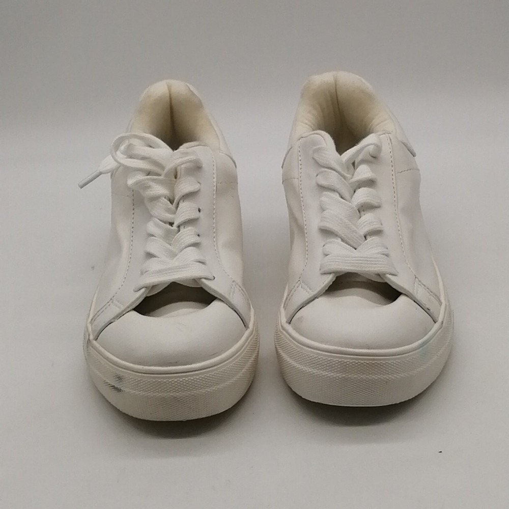 Soda Shoes Womens White 9 Platform Sneaker Faux Leather Walking Comfort‎